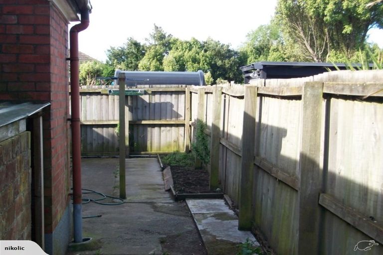 Photo of property in 6 Dickson Crescent, Hornby, Christchurch, 8042