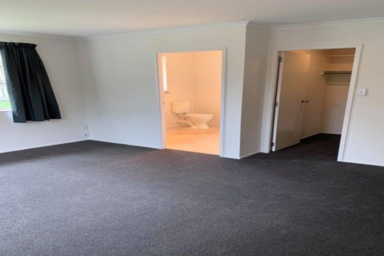 Photo of property in 13 Chancery Close, Hamilton East, Hamilton, 3216