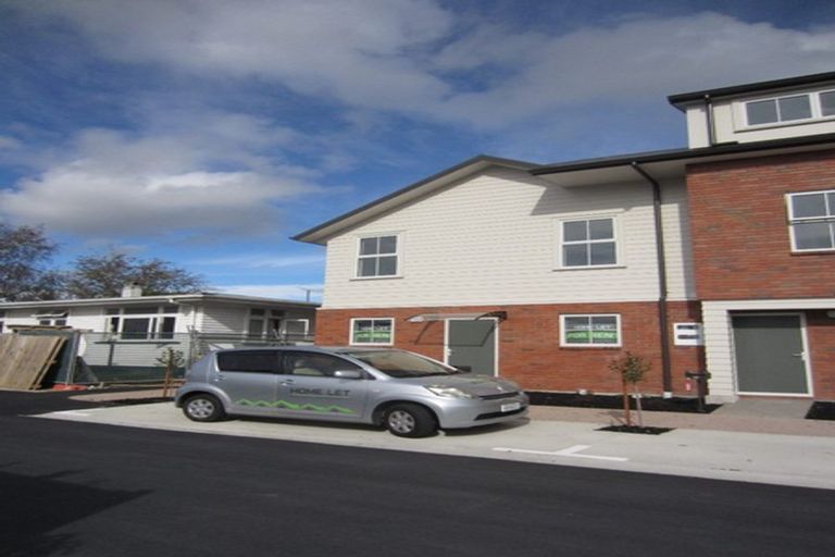 Photo of property in 18 Chiefs Court, Hamilton East, Hamilton, 3216