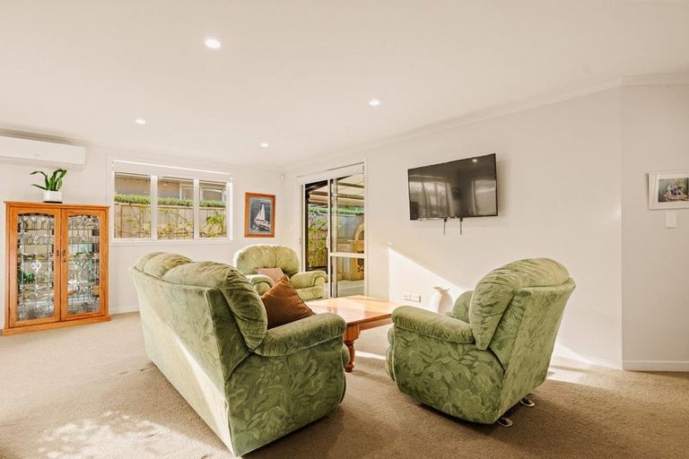 Photo of property in Waterview Estate, 39/4 Greystone Place, Omokoroa, 3114