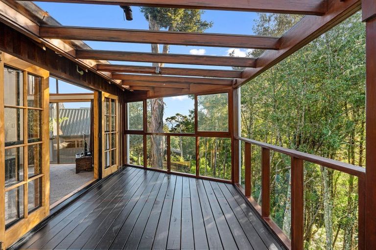 Photo of property in 14 Hebe Place, Birkenhead, Auckland, 0626