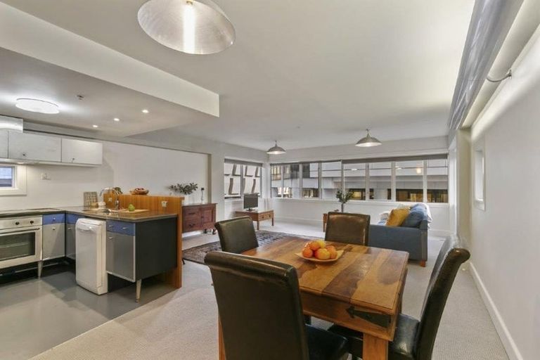 Photo of property in St Pauls Apartments, 73/43 Mulgrave Street, Thorndon, Wellington, 6011