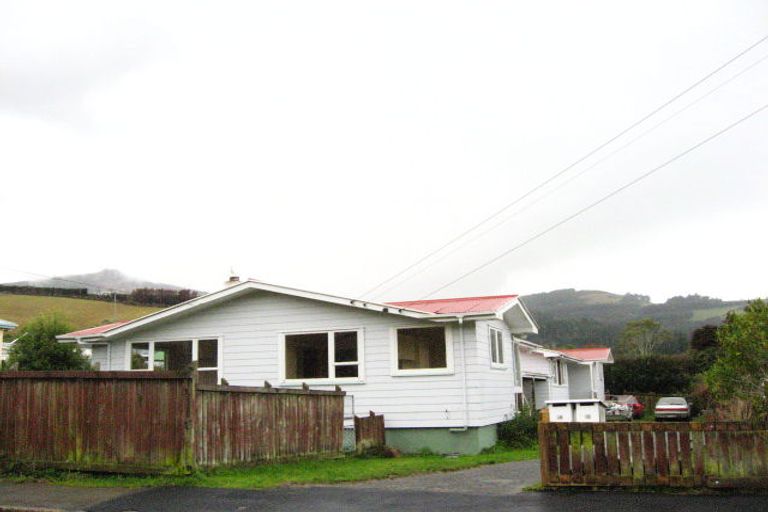 Photo of property in 48 Hall Road, Sawyers Bay, Port Chalmers, 9023