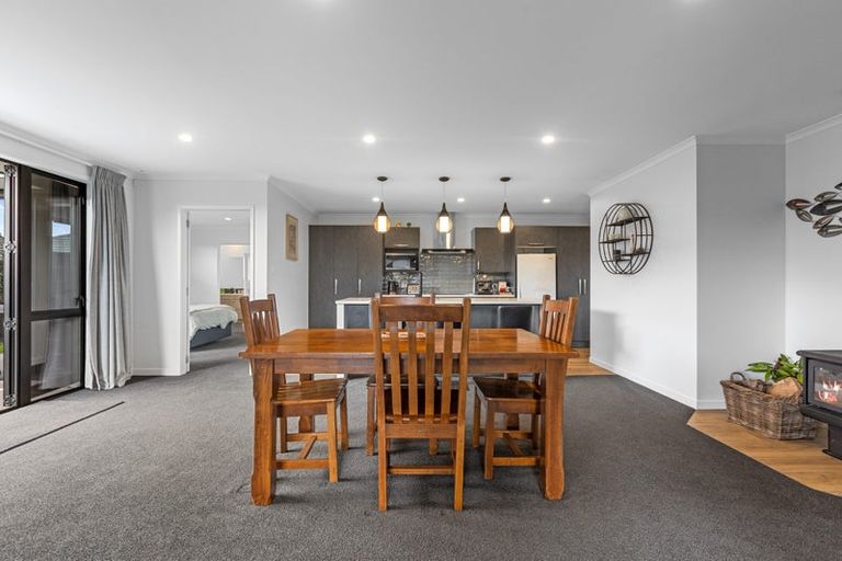 Photo of property in 8 Cowell Crescent, Pyes Pa, Tauranga, 3112