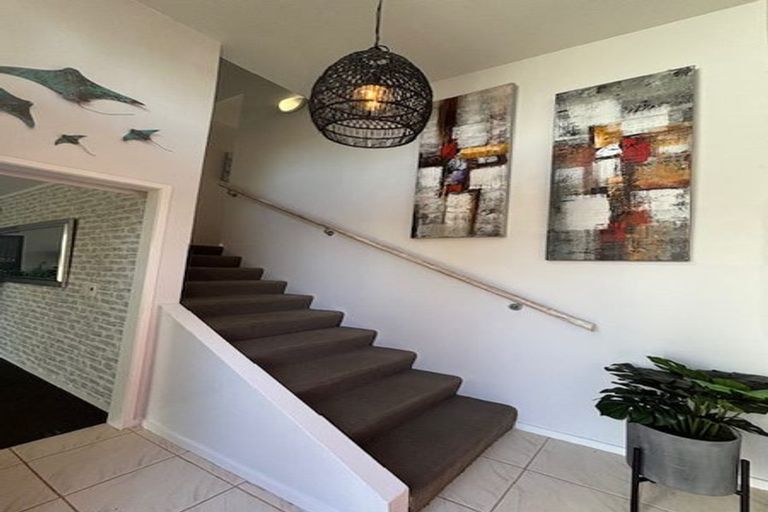 Photo of property in 120a Awaruku Road, Torbay, Auckland, 0630