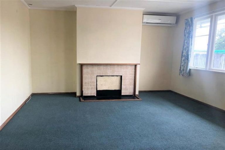 Photo of property in 1/12a Walsh Road, Westown, New Plymouth, 4310