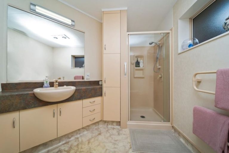 Photo of property in 85 Dixon Avenue, Hawera, 4610