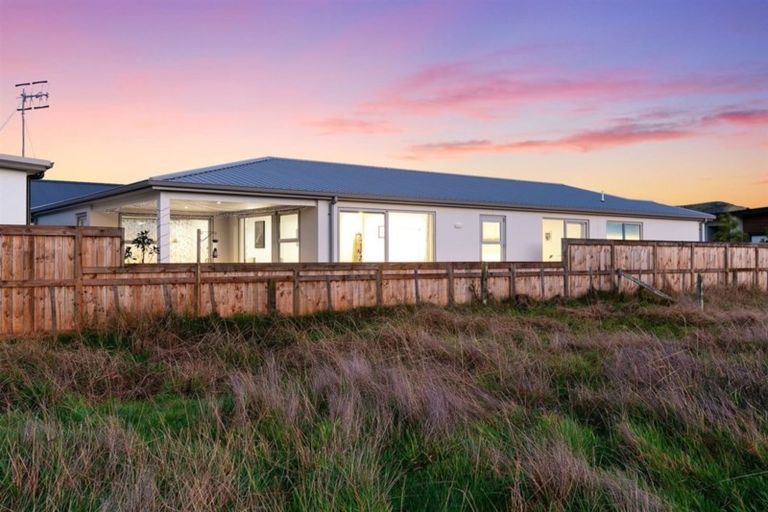 Photo of property in 26 Franks Way, Papamoa Beach, Papamoa, 3118
