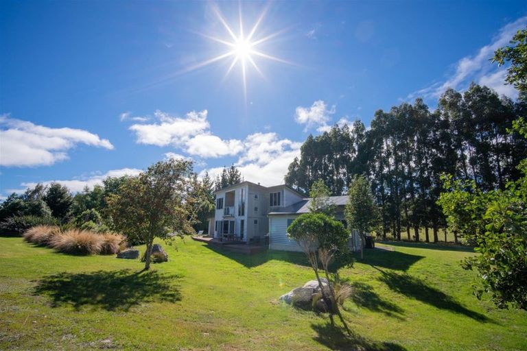 Photo of property in 11 Patience Bay Drive, Te Anau, 9679