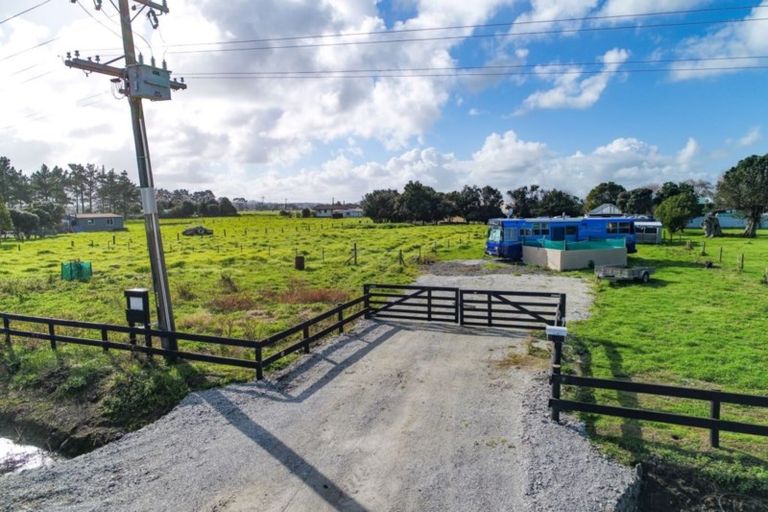 Photo of property in 14 Mckinley Road, Ruawai, 0592