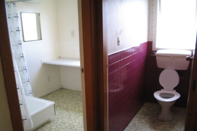 Photo of property in 1/128 London Street, Dunedin Central, Dunedin, 9016