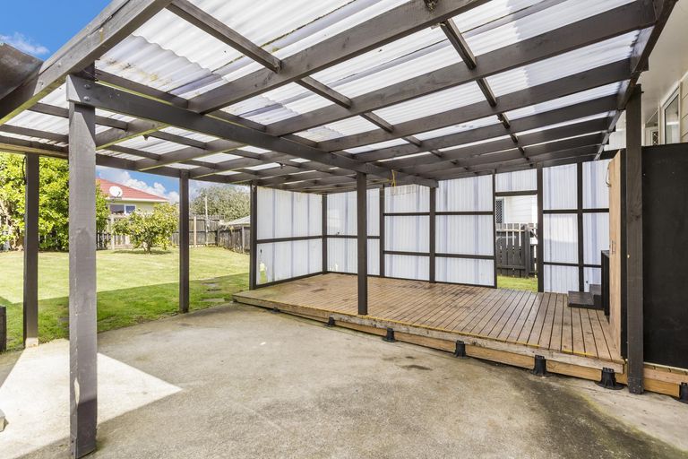 Photo of property in 32 Burundi Avenue, Clendon Park, Auckland, 2103