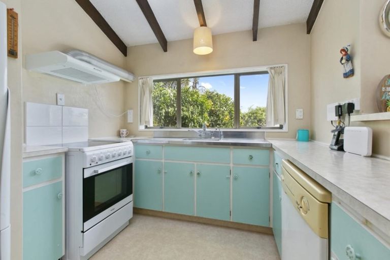 Photo of property in 3b Compton Place, Mount Maunganui, 3116
