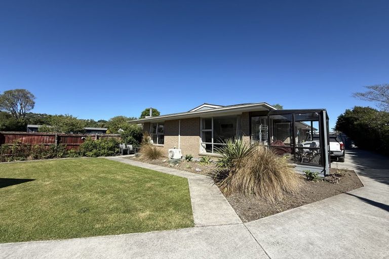 Photo of property in 2/259a Fifield Terrace, Opawa, Christchurch, 8023
