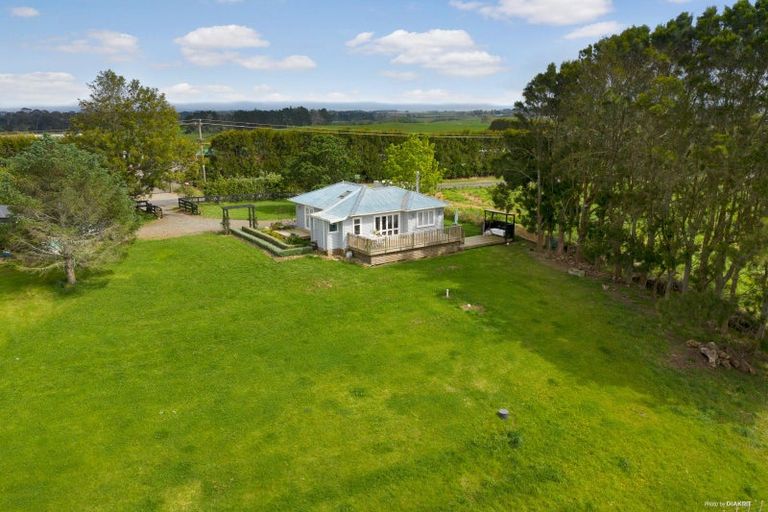 Photo of property in 160 Batty Road, Kingseat, Papakura, 2580