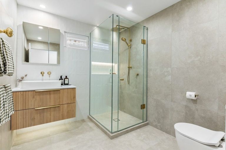 Photo of property in 26 Richmond Avenue, Northcote Point, Auckland, 0627