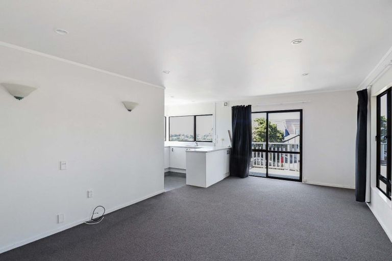 Photo of property in 2 Kaikoura Street, Maupuia, Wellington, 6022