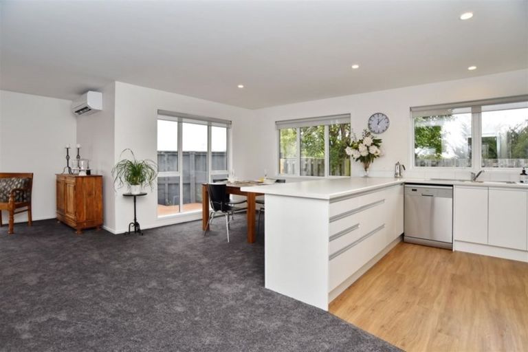 Photo of property in 84 Akaroa Street, Kaiapoi, 7630