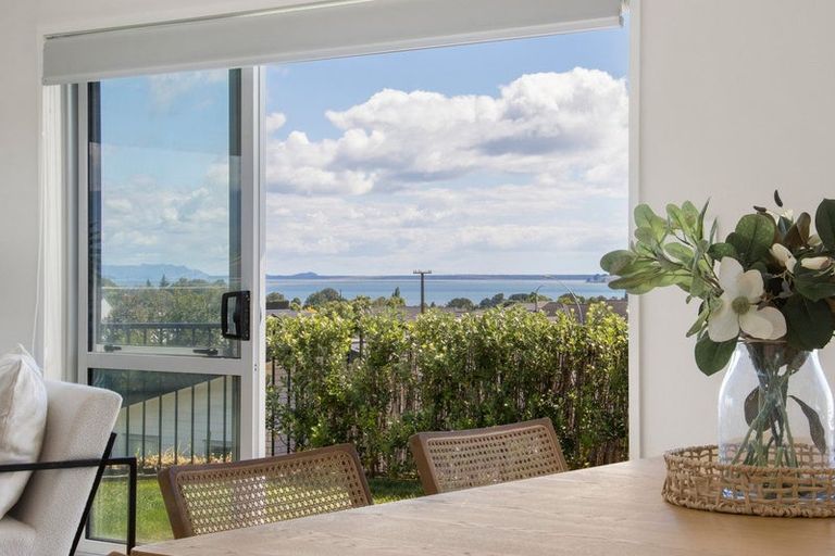 Photo of property in 17 Te Kaka Place, Omokoroa, 3114