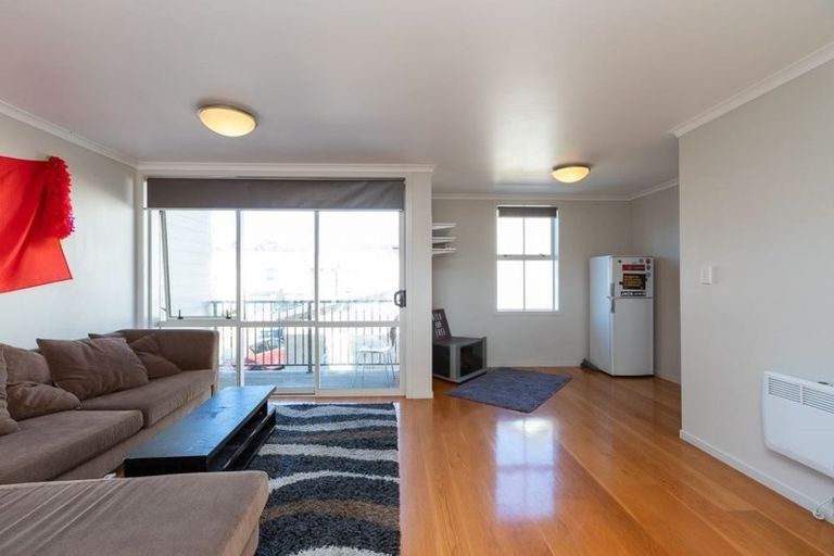 Photo of property in 83 Chiefs Court, Hamilton East, Hamilton, 3216