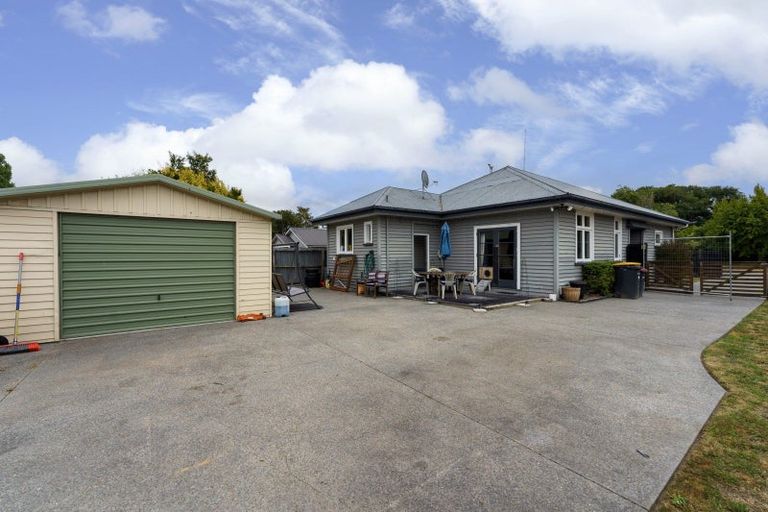 Photo of property in 16 Lincoln Road, Hillmorton, Christchurch, 8024