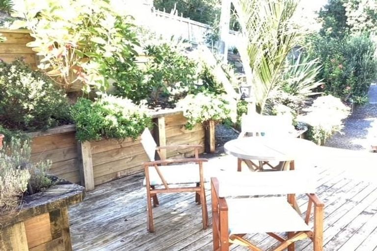 Photo of property in 30 Waimahanga Road, Onerahi, Whangarei, 0110