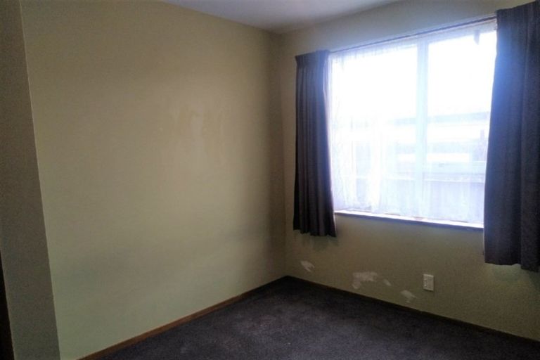 Photo of property in 2/5 Fir Tree Lane, Aranui, Christchurch, 8061