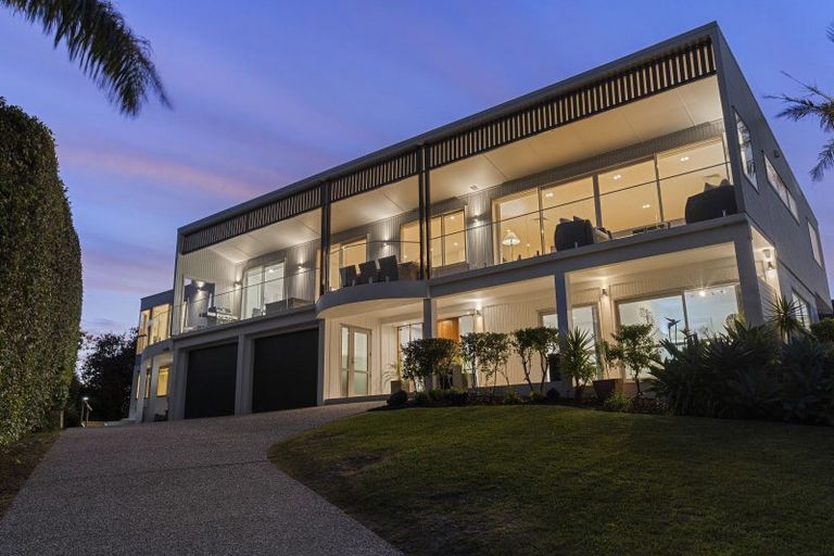 Photo of property in 10 Mccrystal Avenue, Bucklands Beach, Auckland, 2012