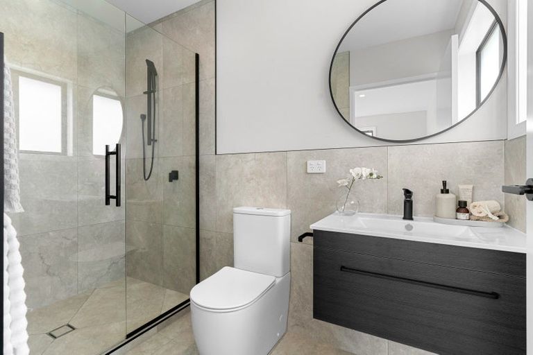 Photo of property in 59 Te Taniwha Road, One Tree Point, 0118