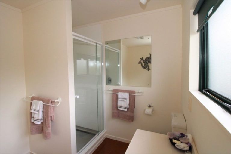 Photo of property in 220 Matarangi Drive, Matarangi, Whitianga, 3592