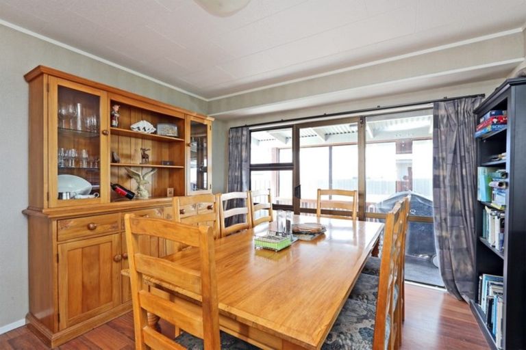 Photo of property in 132 North Shore Road, Eskdale, Napier, 4182