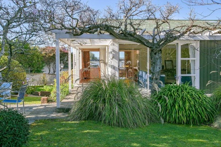 Photo of property in 25 Puriri Crescent, Lansdowne, Masterton, 5810