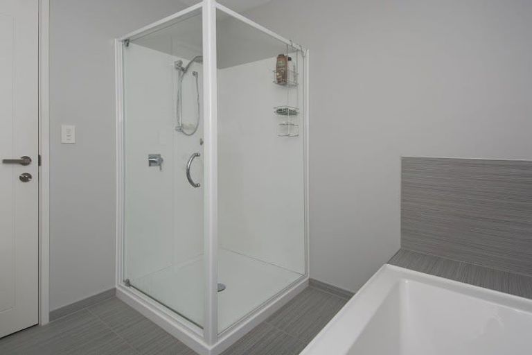 Photo of property in 28 Hebe Crescent, Papamoa Beach, Papamoa, 3118