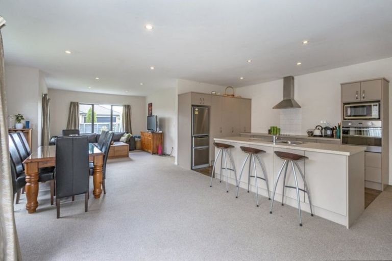 Photo of property in 6 Saint Peters Close, Woolston, Christchurch, 8062