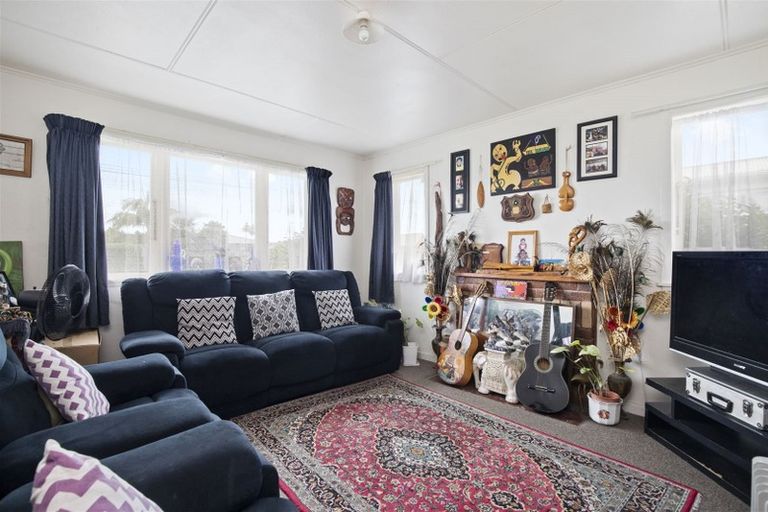 Photo of property in 2/119 Victoria Street West, Onehunga, Auckland, 1061