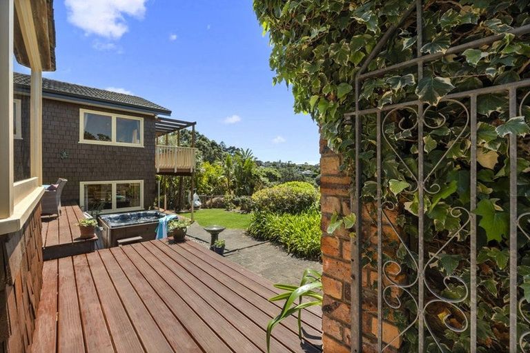 Photo of property in 40 Rock Isle Road, Torbay, Auckland, 0630