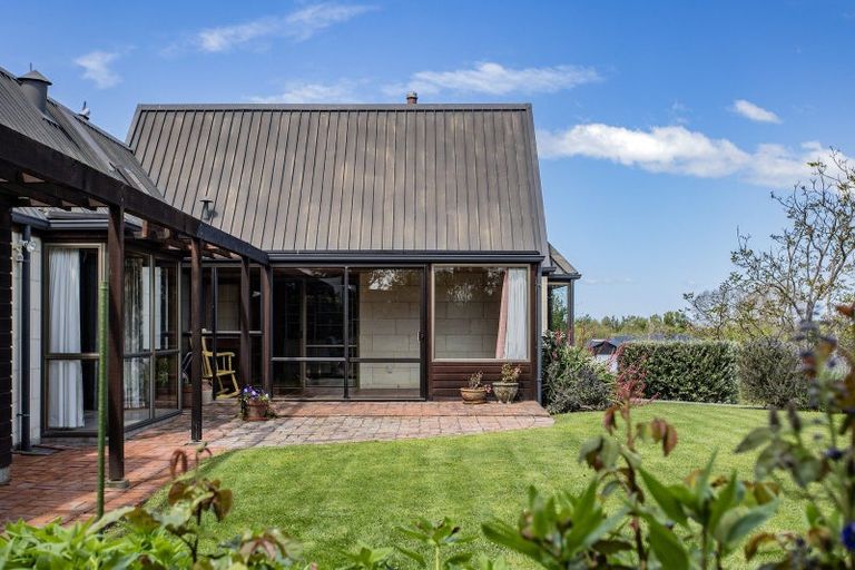 Photo of property in 12 Bankview Place, Amberley, 7410