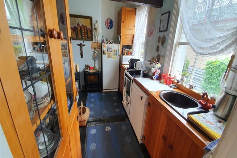 Photo of property in 14 Exeter Street, Waimate, 7924