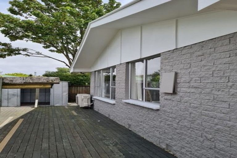 Photo of property in 1/565a Ferry Road, Woolston, Christchurch, 8023