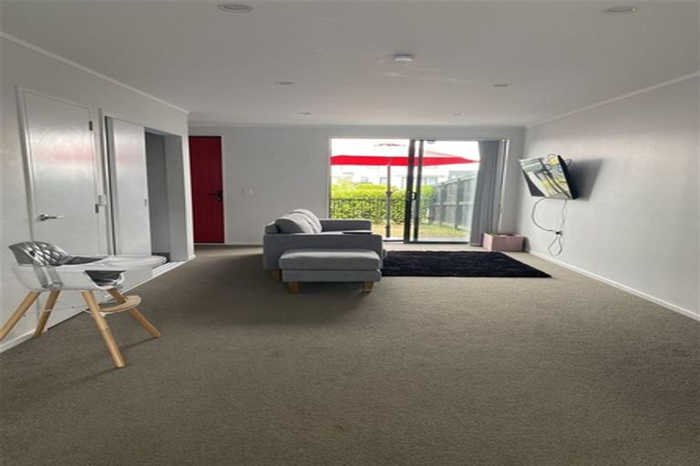 Photo of property in 91 Battalion Drive, Papakura, 2110