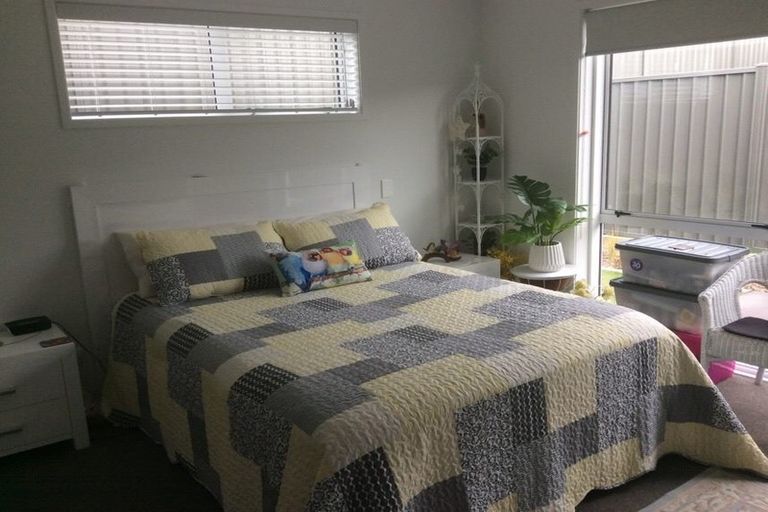 Photo of property in 18 Raynor Crescent, Pyes Pa, Tauranga, 3112