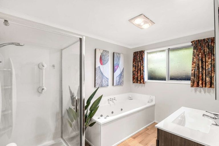 Photo of property in 18 Tisch Place, Belfast, Christchurch, 8051