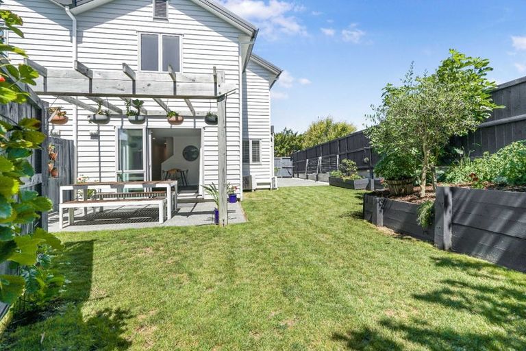 Photo of property in 3/1 Hibiscus Avenue, Hamilton Lake, Hamilton, 3204