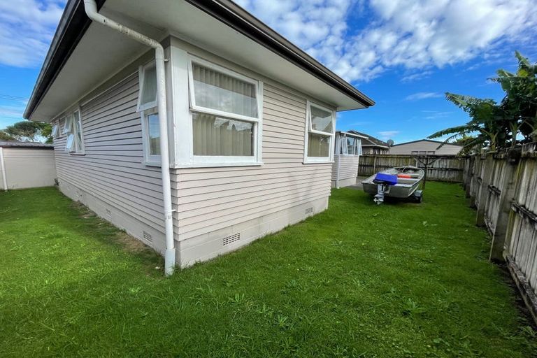 Photo of property in 18 Hunua Road, Papakura, 2110