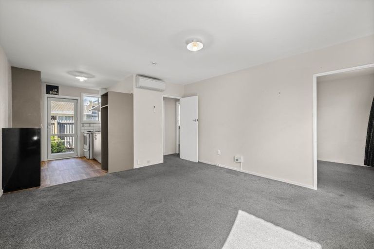 Photo of property in 3/25 Whitmore Street, Edgeware, Christchurch, 8013