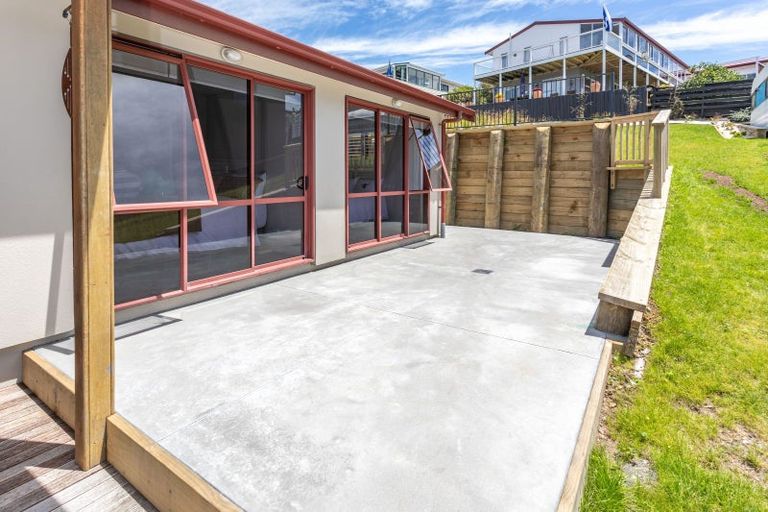 Photo of property in 208 Russell Bruce Place, Onemana, Whangamata, 3691