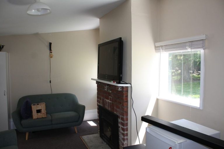 Photo of property in 3 Braid Road, Dunedin Central, Dunedin, 9016