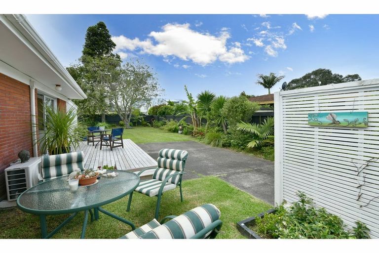 Photo of property in 3/29 Pine Road, Orewa, 0931