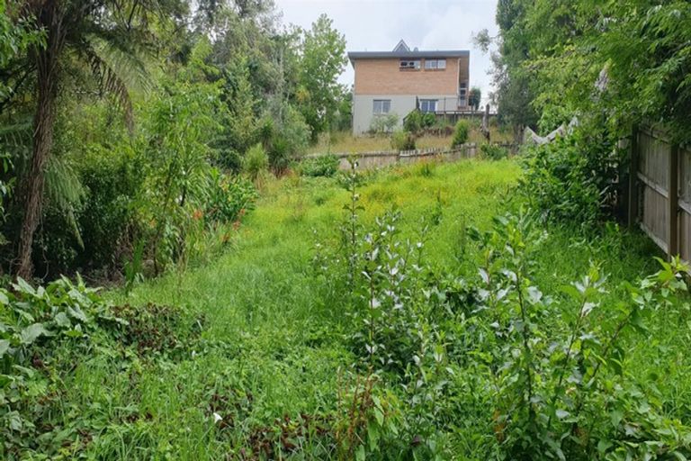 Photo of property in 28 Ragley Street, Titirangi, Auckland, 0604