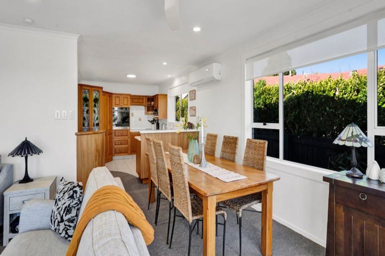 Photo of property in 11b Hine Street, New Plymouth, 4310